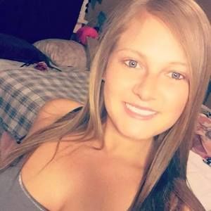 Meet your Posher, Carly